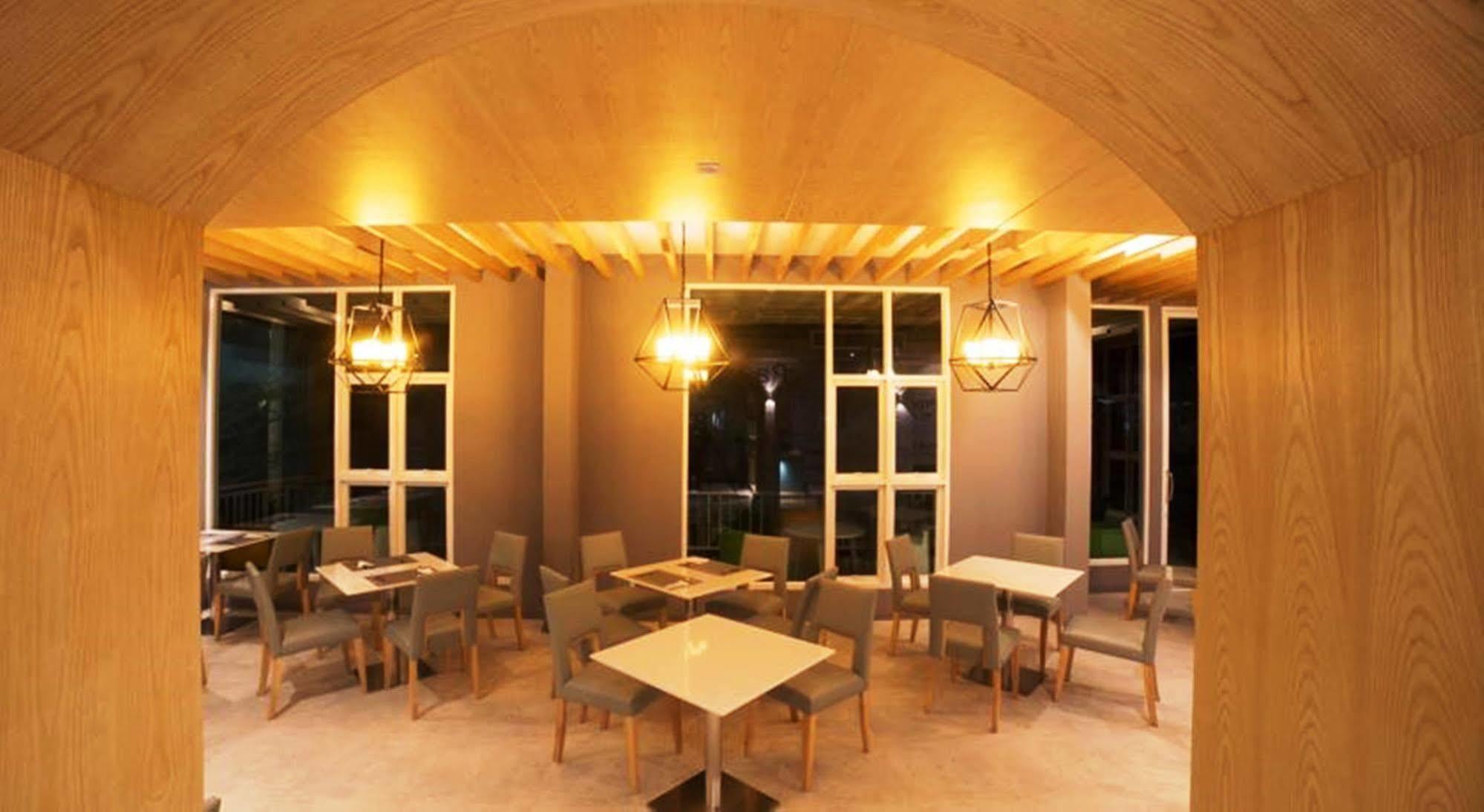 The Bliss Ubon Otel Ubon Ratchathani Dış mekan fotoğraf